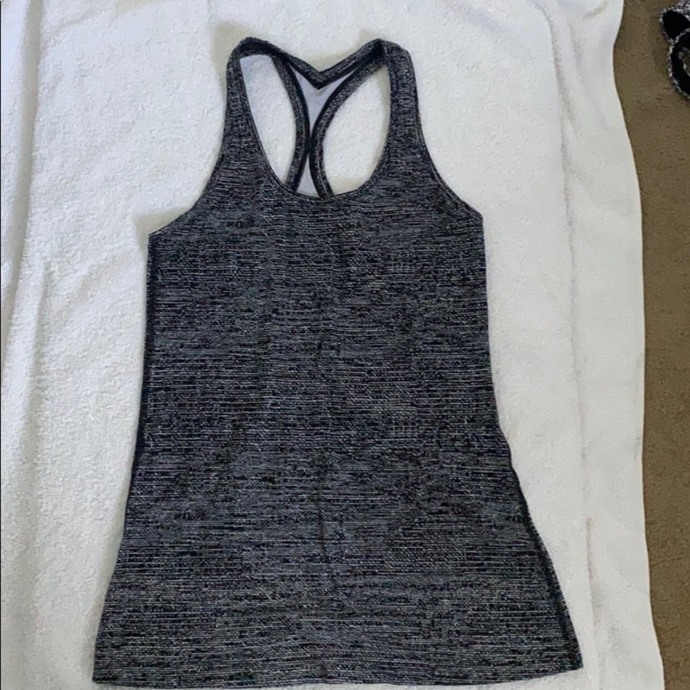 Lululemon tank